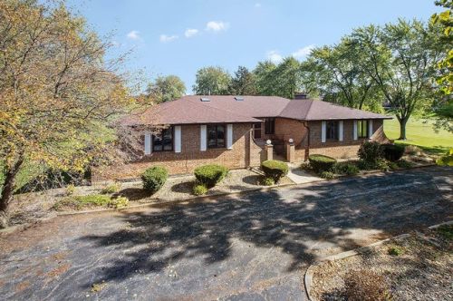 22917 Scheer Rd, Frankfort, IL 60423-7702