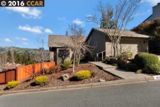 107 Greenbriar, Moraga, CA 94556-3008