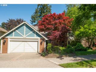 10249 Susquehanna Dr, Tualatin, OR 97062-9586