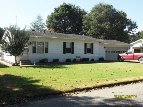2401 Linwood St, Auvergne, AR 72112-2311