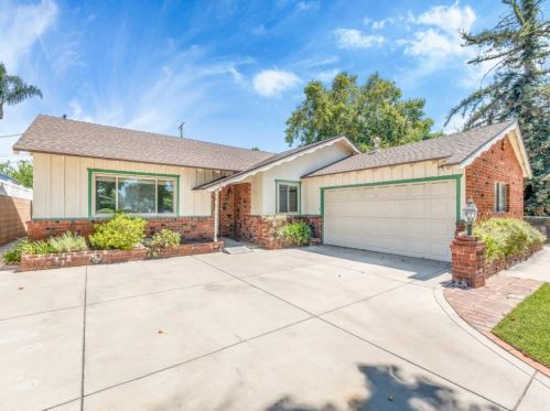 8036 Crosnoe Ave, Van Nuys, CA 91402-5529