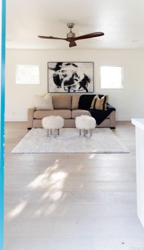 2166 Warmlands Ave, Vista CA  92084-3338 exterior