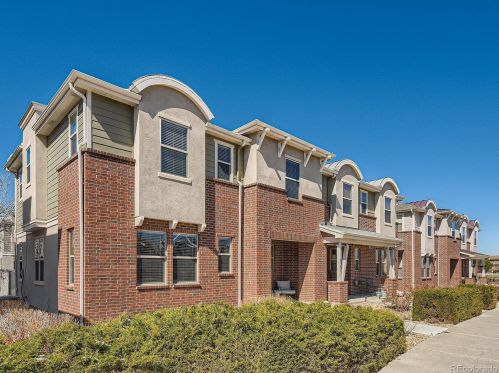 6361 Potomac St, Englewood, CO 80111-2454