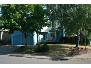 15692 Wintergreen St, Portland, OR 97223-2617