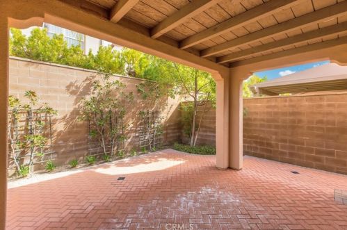 81 Kimbal, Irvine CA  92620 exterior