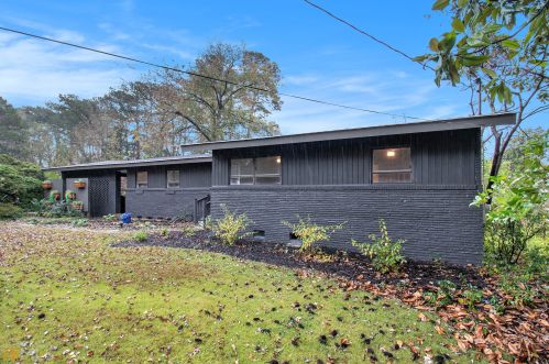 1903 Mcjenkin Dr, Atlanta GA  30345-3005 exterior