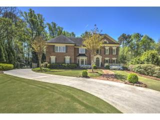 180 Devereux Ct, Atlanta GA  30327-4351 exterior