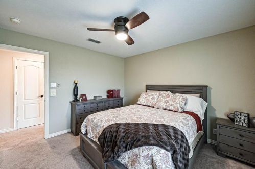 10512 Stonehill Dr, Fort Worth TX  76126-4547 exterior