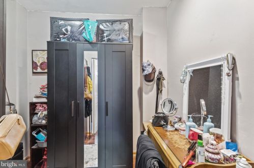 2549 Juniper St, Philadelphia PA  19148-4321 exterior