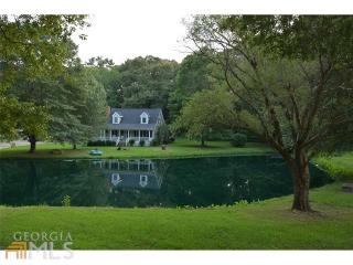 669 Hancock Bridge Rd, Winder, GA 30680-3112