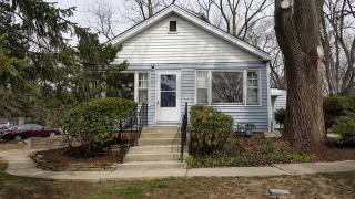 6045 Cumnor Rd, Downers Grove IL  60516-2058 exterior