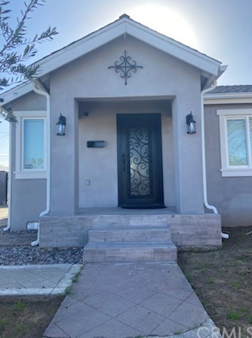 4460 Frst St, Riverside CA  exterior