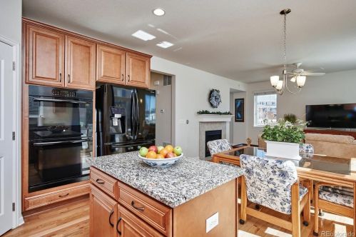 21829 Layton Dr, Aurora CO 80015-4701 exterior