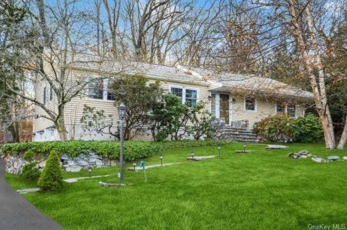 45 Noahs Lane Ext, Norwalk, CT 06851-1727