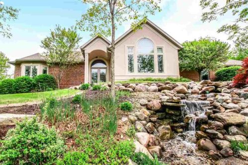 1955 Chestnut Ln, Beverly Manor, IL 61571-9684