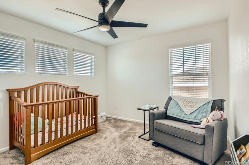 4677 Nepal Way, Aurora CO 80015-6402 exterior