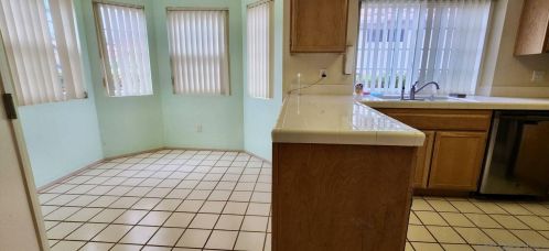 1888 Timber Trl, Vista CA 92081-7326 exterior