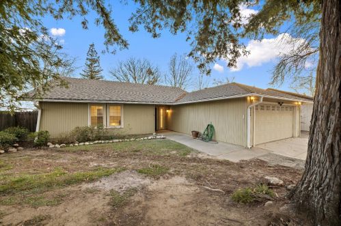 6042 Brokenfeather Way, Citrus Heights, CA 95621-8302