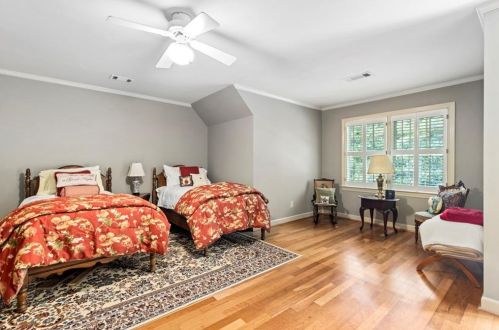 250 Cameron Ridge Dr, Atlanta GA  30328-4709 exterior