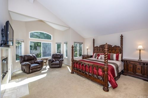 1098 Rexford Ln, Anaheim CA  92808-2333 exterior