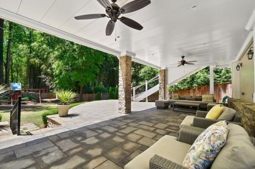 72 Brookhaven Dr, Atlanta GA  30319-3004 exterior