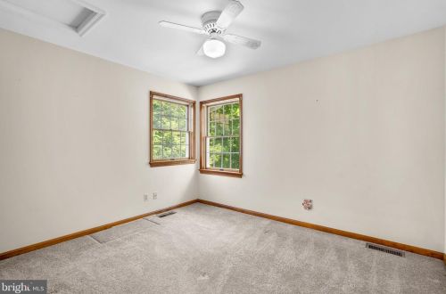 738 Sharpsburg Dr, Davidsonville MD 21035-1927 exterior