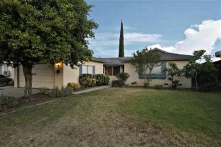 640 Ashcroft Ave, Clovis, CA 93612-4810
