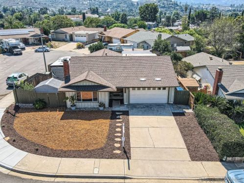 13263 Laurel St, Lakeside, CA 92040-3325