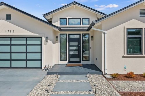 1766 Wagner Ave, Mountain View CA  94043-3049 exterior