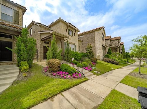 6731 Deleon St, Irving TX  75039-3436 exterior