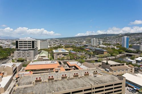 60 Beretania St, Honolulu HI  96817-4752 exterior