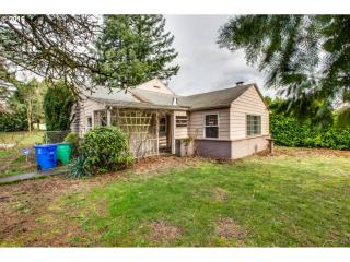 11829 Holgate Blvd, Portland, OR 97266-2155