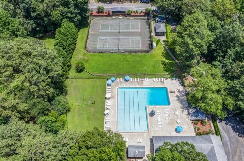 5055 Shore Dr, Conyers GA  30094-4711 exterior