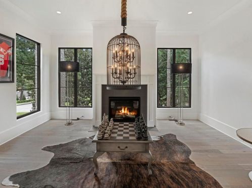 4736 Lake Forrest Dr, Atlanta, GA 30342-2522
