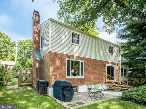 8408 Chippewa Rd, Philadelphia PA 19128-1206 exterior