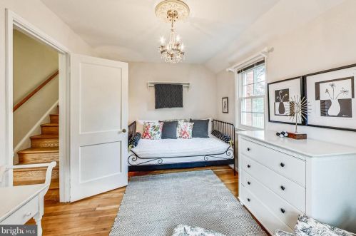 1108 Carson St, Silver Spring MD 20901-1816 exterior