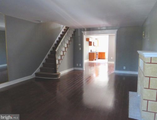 2138 Cheltenham Ave, Philadelphia, PA 19124-1611