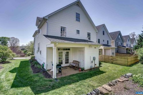 101 Burnet St, Charlottesville, VA 22902-5502
