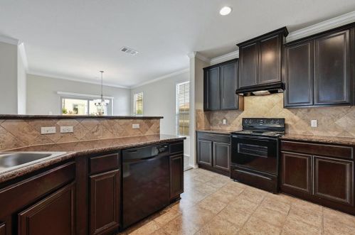 245 Sheep Trail Dr, Uhland TX  78640-5549 exterior