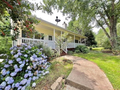 31 Alta Mont Ct, Dahlonega, GA 30533-5361
