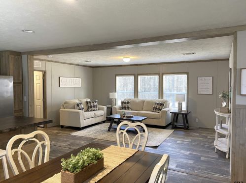 2370 Blocker Rd, Marshall TX 75672-3720 exterior