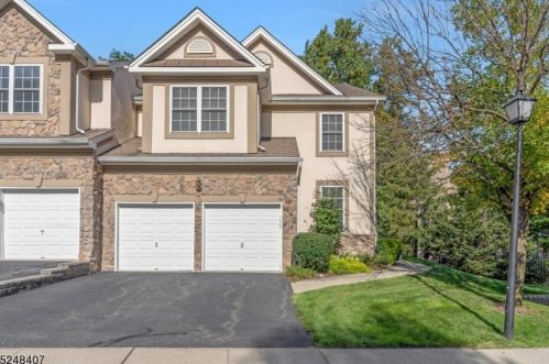 34 Glattly Dr, Parsippany, NJ 07834-3837