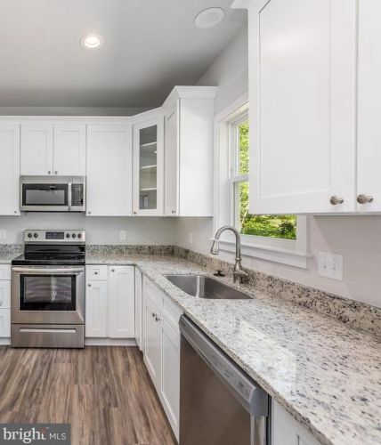 2455 24th St, Fredericksburg, VA 22408-2077
