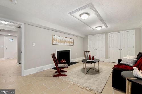 514 Silver Spring Ave, Silver Spring MD 20910-4616 exterior