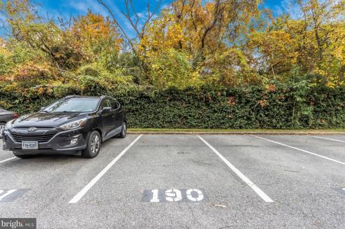 7333 New Hampshire Ave, Silver Spring MD  20912-6958 exterior