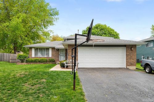113 Kevin Ln, Oswego, IL 60543-9115