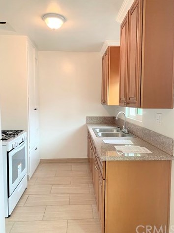 319 Rose St, Anaheim CA  92805-2034 exterior
