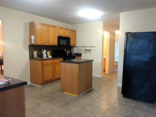 3414 Creekview Dr, Rex GA 30273-5039 exterior