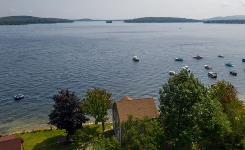 727 Scenic Rd, Laconia, NH 03246-1826