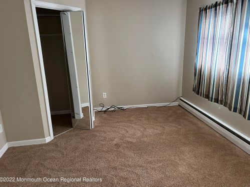 25 Eisele Ave, Tinton Falls NJ  07712-4128 exterior